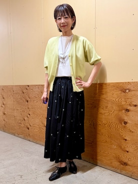 「ITEMS URBANRESEARCH（アイテムズ アーバンリサーチ）のVネックハーフスリーブニットカーディガン（カーディガン/ボレロ、イエロー系）」を使った、emi0617さん（レディース・163cm）の春コーディネート