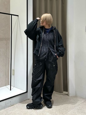 「アイテム（カーゴパンツ）」を使った、mana.さん（レディース・160cm）の秋コーディネート