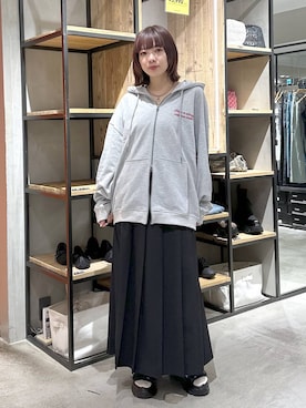 「PAGEBOY（ページボーイ）の≪S/M/Lの3サイズ展開≫ モードバックルスポサン（サンダル、ブラック系）」を使った、まいてぃさん（レディース・158cm）の春コーディネート
