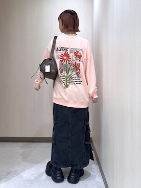 「アイテム（スウェット）」を使った、まいてぃさん（レディース・158cm・20代）の秋コーディネート