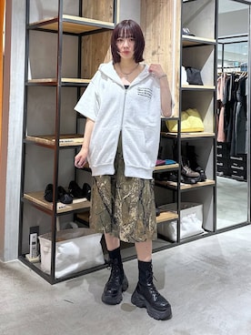 「PAGEBOY（ページボーイ）のレースアップソックスブーツ（ブーツ、ブラック系）」を使った、まいてぃさん（レディース・158cm）の春コーディネート