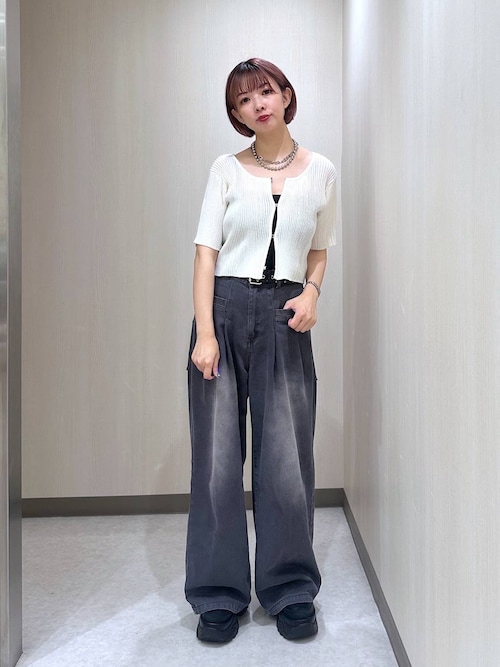 ページボーイ　pageboy タックデニムパンツ　ライトブルー WEB限定サイズあり>タックデニムパンツ（デニムパンツ