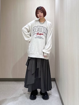 「アイテム（スウェット）」を使った、まいてぃさん（レディース・158cm・20代）の秋コーディネート