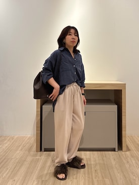 「Jena espace merveilleux（ジェナ　エスパスメルヴェイユ）のアイテム（シャツ/ブラウス、ブルー系）」を使った、tanuki0425さん（レディース・154cm）の秋コーディネート