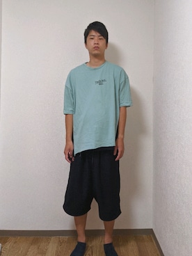 「semantic design（セマンティックデザイン）のアイテム（Tシャツ/カットソー）」を使った、ゆうきさん（メンズ・184cm）の秋コーディネート