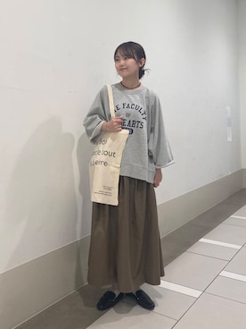 「スカートコーデ」｜「アイテム（バレエシューズ）」を使った、rikoさん（レディース・154cm）の秋コーディネート