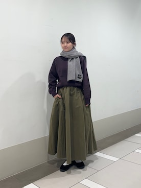 「アイテム（ストール/ショール）」を使った、rikoさん（レディース・154cm）の秋コーディネート