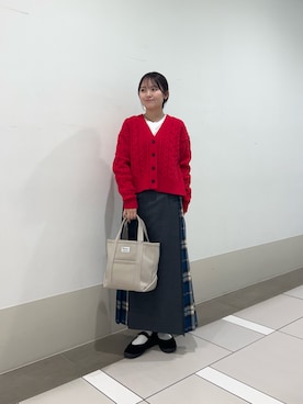 「アイテム（スカート、グリーン系）」を使った、rikoさん（レディース・154cm）の秋コーディネート