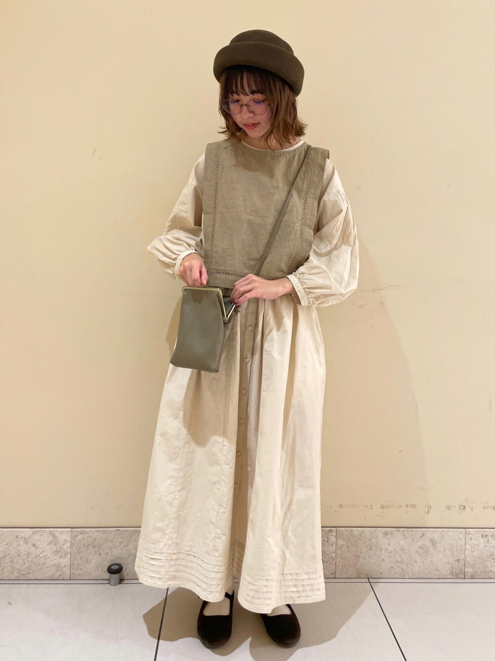 「サマンサ モスモス(Samansa Mos2)、サマンサモスモス、秋コーデ、秋色、ワンピース、秋服準備はじめました、ベスト、がま口バッグ」｜「Samansa Mos2のアイテム（帽子、ブラウン系）」を使った、m u r a t aさん（レディース・154cm）の夏コーディネートの1枚目の写真