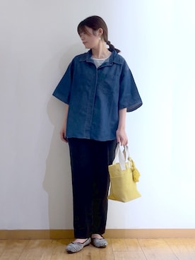 「SHOO・LA・RUE（シューラルー）の【セットアップ可/S-LL】ライトオンスデニム 5分袖シャツ（シャツ/ブラウス、ブルー系）」を使った、かのさん（レディース・157cm）の夏コーディネート