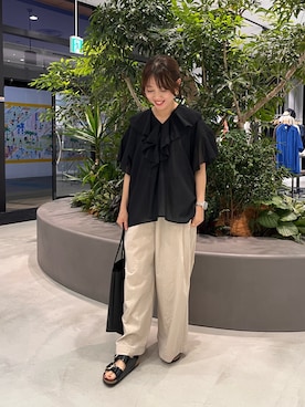 「URBAN RESEARCH（アーバンリサーチ）のBIRKENSTOCK　MILANO BIG BUCKLE（サンダル、ブラック系）」を使った、ikuraさん（レディース・157cm）の夏コーディネート