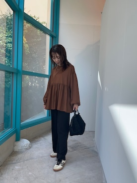 「POMTATA（ポンタタ）のPOMTATA　OTIS envan tote S（ハンドバッグ）」を使った、ikuraさん（レディース・157cm）の秋コーディネート