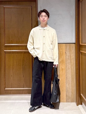 「アイテム（カーディガン/ボレロ）」を使った、manamu さん（メンズ・186cm）の秋コーディネート