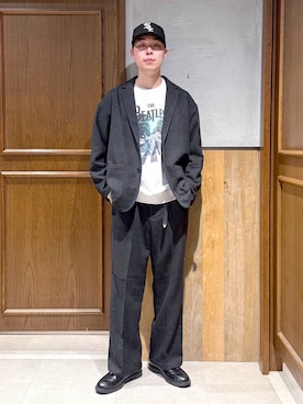 「アイテム（スラックス）」を使った、manamu さん（メンズ・186cm）の秋コーディネート