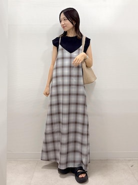 「秋先取りコーデ」｜「アイテム（ニット/セーター）」を使った、ののさん（レディース・151cm）の夏コーディネート