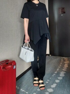 「JOSEPH（ジョセフ）のアイテム（パンツ）」を使った、yukanjpwさん（レディース・166cm）の夏コーディネート