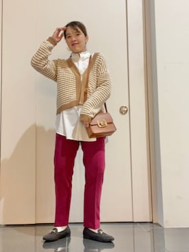 「アイテム（スラックス、ピンク系）」を使った、Yuriさん（レディース・159cm）の秋コーディネート
