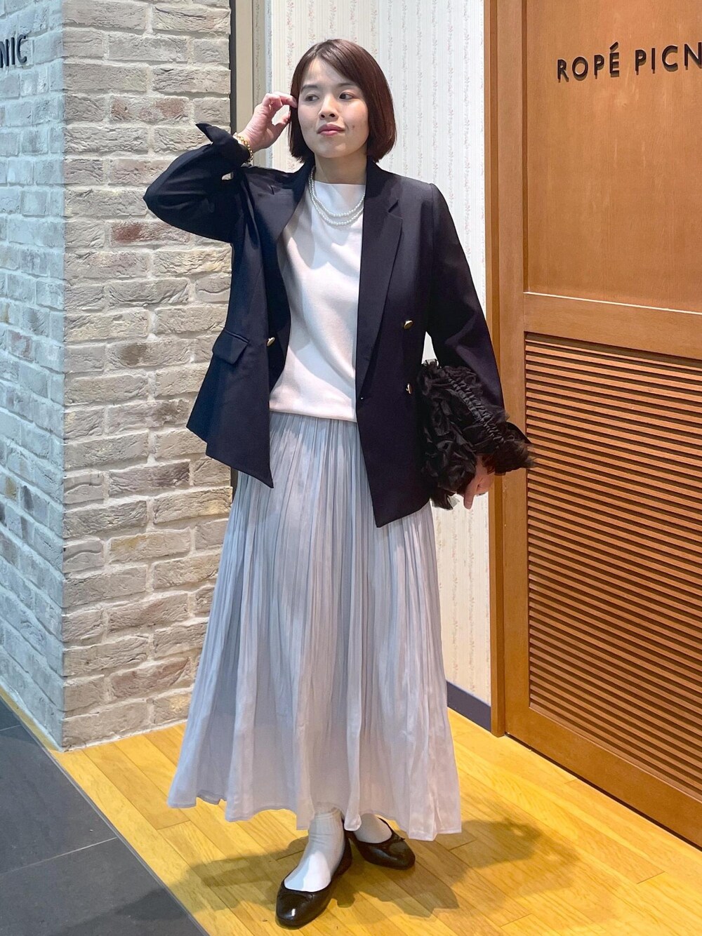 ゆるっと羽織れる テーラードジャケット 綺麗めカジュアルコーデ GU】羽織るだけで即オシャレ！軽くて疲れにくい「楽ちん