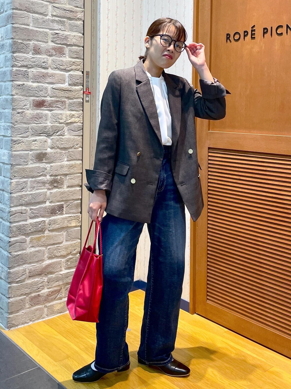 ツーピース ジャケット デニムパンツ ポイントチェック デニムパンツを使った「チェック柄ジャケット」の人気