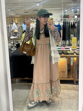 「HELLO.SANFRANCISCO（ハローサンフランシスコ）の【HELLO.SANFRANCISCO/ハローサンフランシスコ】チェリー柄シアープリントTEE（Tシャツ/カットソー、ブラック系）」を使った、こめちゃんさん（レディース・160cm）の夏コーディネート