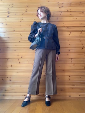 「センタープレスパンツ」｜「アイテム（その他）」を使った、りかさん（レディース・157cm）の秋コーディネート