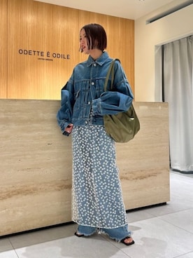 「HVISK（ヴィスク）のアイテム」を使った、森田　オデット エ オディール スタッフさん（レディース・154cm）の春コーディネート