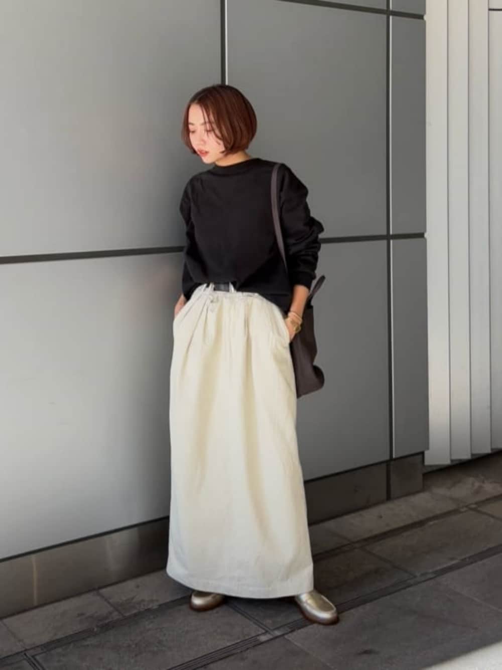 「ベーシック/トラッド、Flat shoes styling、リラックス、春服、春コーデ、旅行、旅コーデ、ODETTE E ODILE、ローファー」｜「ODETTE E ODILEのローファー フラット30↑（ローファー、ゴールド系）」を使った、森田　オデット エ オディール スタッフさん（レディース・154cm）の冬コーディネートの1枚目の写真