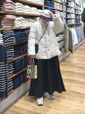 「ワンピース×スニーカー」｜「アイテム（ジャケット/アウター）」を使った、ちょこびさん（レディース・154cm）の冬コーディネート