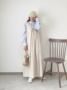 「アイテム（ジャンパースカート、ホワイト系）」を使った、ちょこびさん（レディース・154cm）の春コーディネート