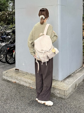 「アイテム（バックパック/リュック）」を使った、ちょこびさん（レディース・154cm）の秋コーディネート