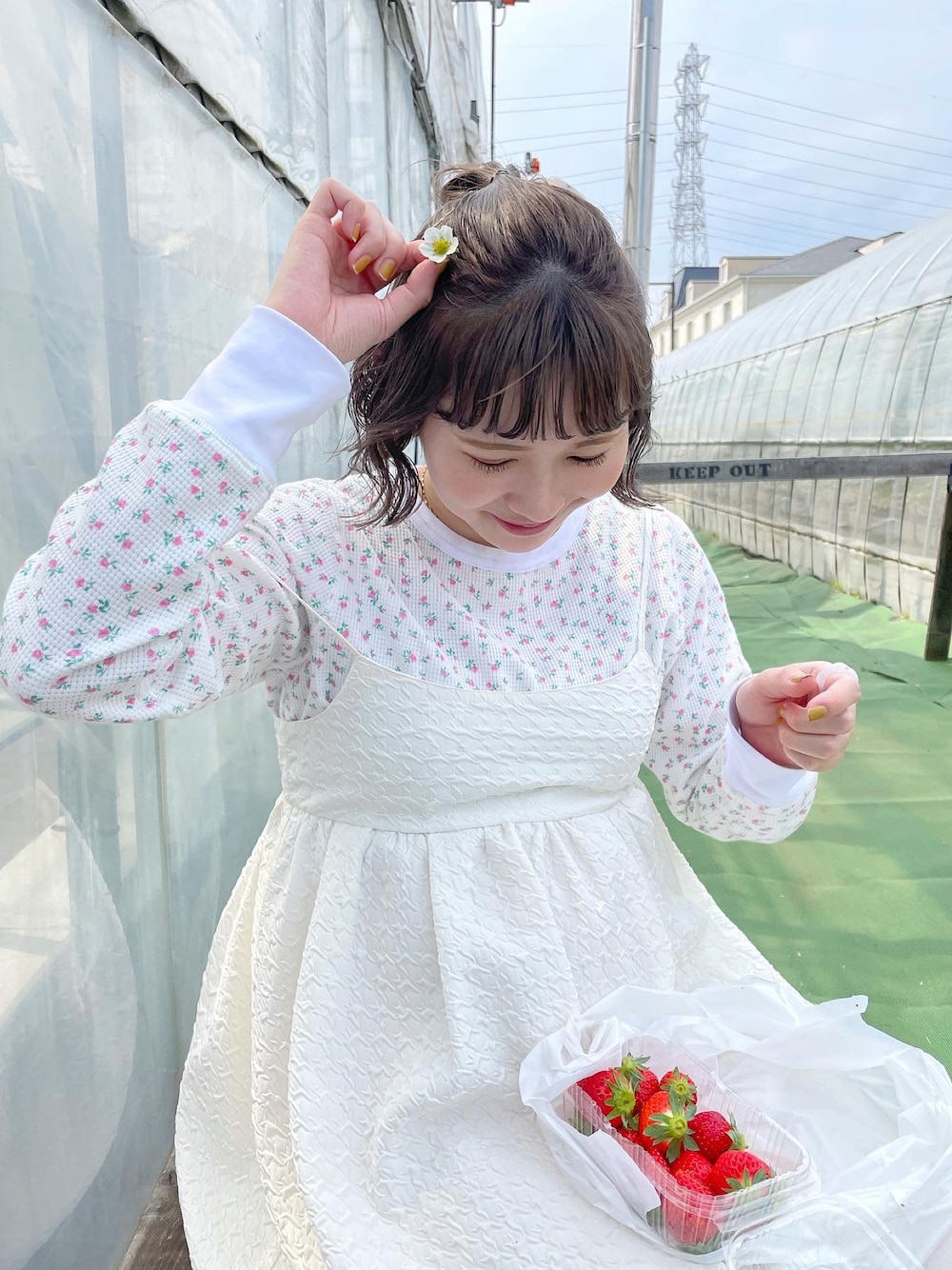 「春服、花柄、ワッフル、ワッフルクルーネックＴ、チュニック、マタニティコーデ、妊婦コーデ、妊娠8ヶ月、着回しコーデ、ボブ、ちょこび、春服コーデ、今日のコスメと服」｜「Alley by w closetの【Alley】プリントワッフルクルーネックロンT（Tシャツ/カットソー、ピンク系）」を使った、ちょこびさん（骨格ウェーブ・レディース・154cm）の春コーディネートの1枚目の写真