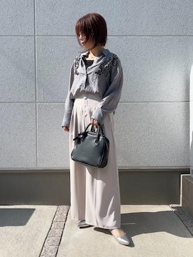 「fifth（フィフス）のアイテム（シャツ/ブラウス）」を使った、satomiさん（レディース・164cm）の秋コーディネート