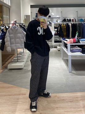 「LMCのアイテム（パンツ）」を使った、りおさん（メンズ・177cm）の冬コーディネート