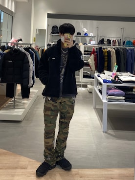 「LMCのアイテム（その他アウター）」を使った、りおさん（メンズ・177cm）の冬コーディネート