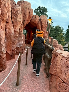 「アイテム（ダウンベスト）」を使った、なさん（レディース・156cm）の秋コーディネート