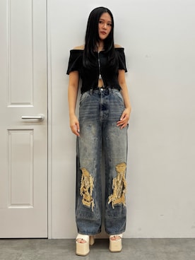 「EMODA（エモダ）のスキンラインバルキーサンダル（サンダル、ホワイト系）」を使った、久道理沙さん（レディース・160cm）の春コーディネート