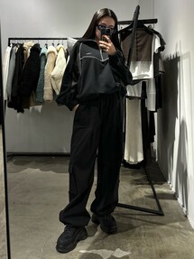 コントラストトラックプルオーバー｜エモダ（EMODA）公式通販