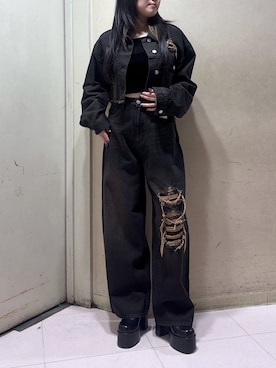 「EMODA（エモダ）のダメージショートデニムブルゾン（ブルゾン、ブルー系）」を使った、久道理沙さん（レディース・160cm）の秋コーディネート