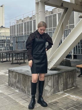 「EMODA（エモダ）のトラックソールロングブーツ（ブーツ）」を使った、久道理沙さん（レディース・160cm）の秋コーディネート