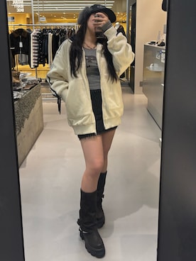 「EMODA（エモダ）のアイテム（キャップ）」を使った、久道理沙さん（レディース・160cm）の秋コーディネート