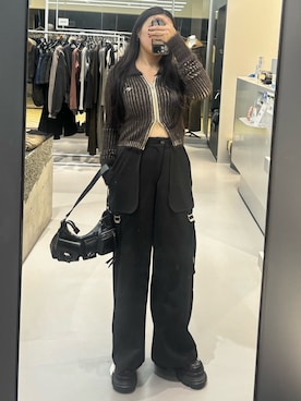 「EMODA（エモダ）のアイテム（ハンドバッグ）」を使った、久道理沙さん（レディース・160cm）の秋コーディネート