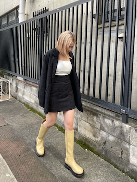 「EMODA（エモダ）のトラックソールロングブーツ（ブーツ）」を使った、久道理沙さん（レディース・160cm）の秋コーディネート