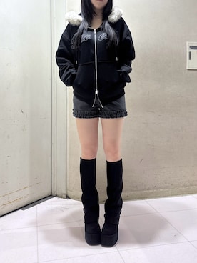 「EMODA（エモダ）の【WEB限定カラーあり】フレアカバーベルトブーツ（ブーツ、ベージュ系）」を使った、久道理沙さん（レディース・160cm）の秋コーディネート