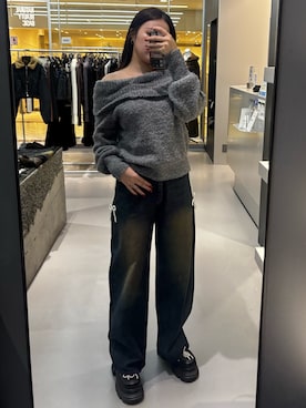 「EMODA（エモダ）のアイテム（ローファー）」を使った、久道理沙さん（レディース・160cm）の秋コーディネート