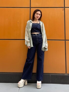 「EMODA（エモダ）のアイテム（その他トップス）」を使った、久道理沙さん（レディース・160cm）の春コーディネート