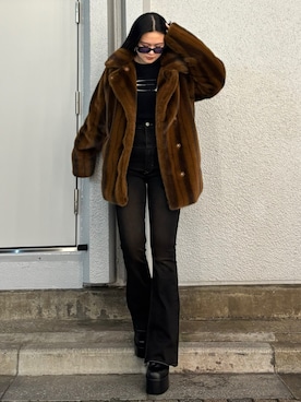 「EMODA（エモダ）のアイテム（その他アウター）」を使った、久道理沙さん（レディース・160cm）の冬コーディネート