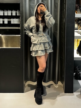 「EMODA（エモダ）のバルキープランプフィットブーツ（ブーツ）」を使った、久道理沙さん（レディース・160cm）の秋コーディネート