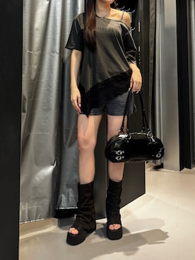 「EMODA（エモダ）のウェッジヒールカバーサンダル（サンダル、ブラック系）」を使った、久道理沙さん（レディース・160cm）の夏コーディネート