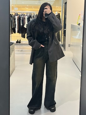 「アイテム（テーラードジャケット）」を使った、久道理沙さん（レディース・160cm）の秋コーディネート