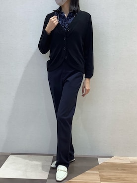 「TOKYO SHIRTS（トウキョウシャツ）の裾丸Ｖネックニットカーディガン（カーディガン/ボレロ）」を使った、BRICK HOUSE by Tokyo Shirts 青森エルム店さん（レディース・171cm）の秋コーディネート